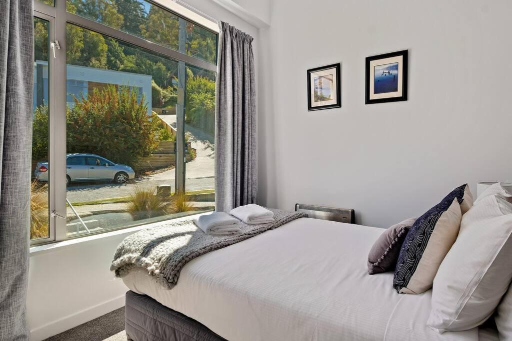 Toru - Eclectic Apartment With Delightful Lake Views Queenstown Luaran gambar