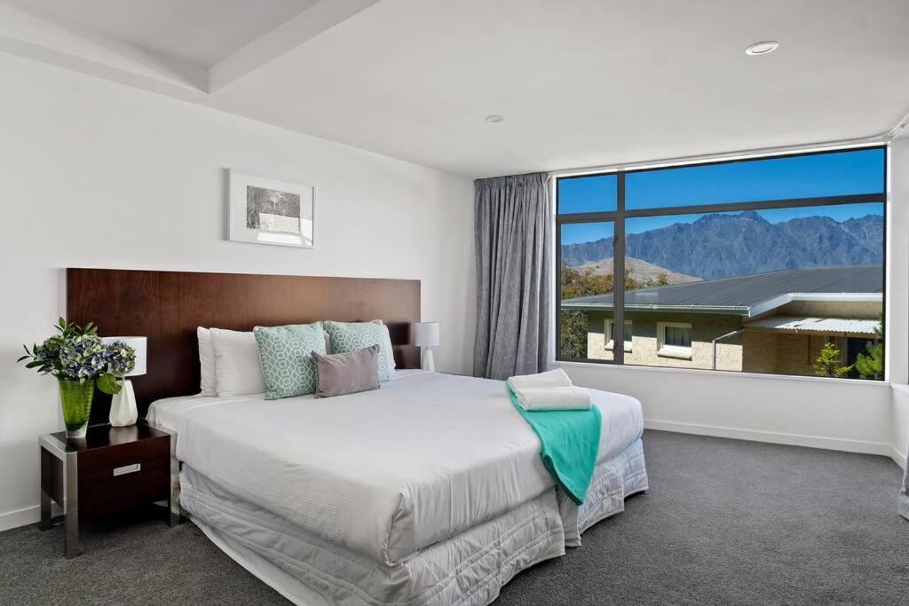 Toru - Eclectic Apartment With Delightful Lake Views Queenstown Luaran gambar